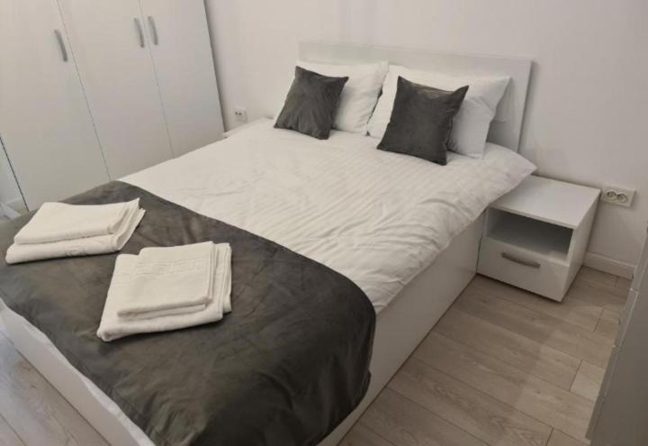 Apartament De Lux Bacau Ngoại thất bức ảnh